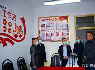 �п�����(hu�� )�{��ָ����ˮ呉���ģ������(chu��ng  )�¹����ҹ���